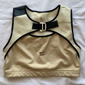 Alyx×Nike
Matthew M Williams MMW Buckle Sports Bra CA